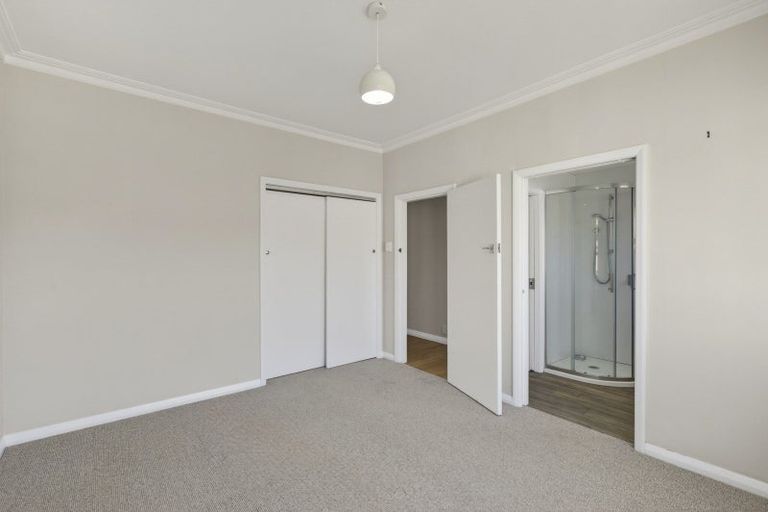 Photo of property in 25 Waimea Street, Westown, New Plymouth, 4310
