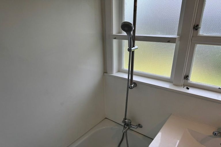 Photo of property in 3/59 Napier Road, Havelock North, 4130