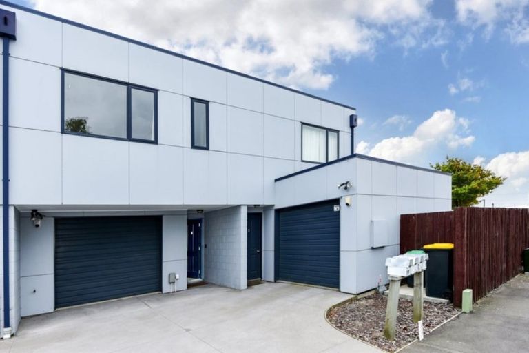 Photo of property in 3/75 Thackeray Place, Waltham, Christchurch, 8023