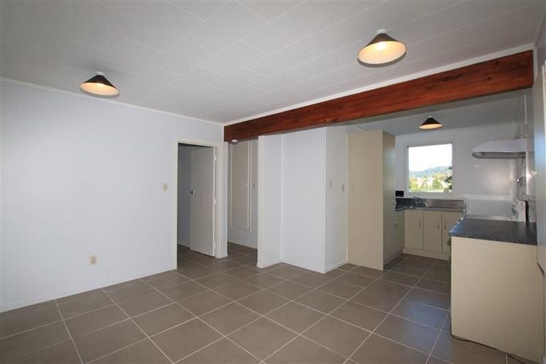 Photo of property in 1/34 Glendale Road, Glen Eden, Auckland, 0602