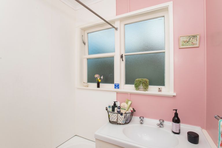 Photo of property in 32 Grafton Road, Te Hapara, Gisborne, 4010