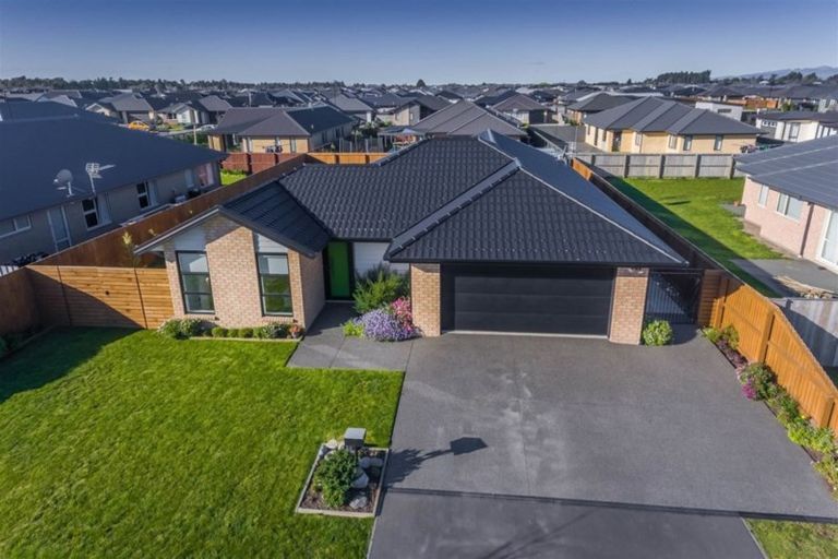 Photo of property in 28 Bethany Road, Rolleston, 7614