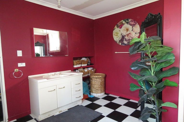 Photo of property in 8 Ranft Street, Reefton, 7830