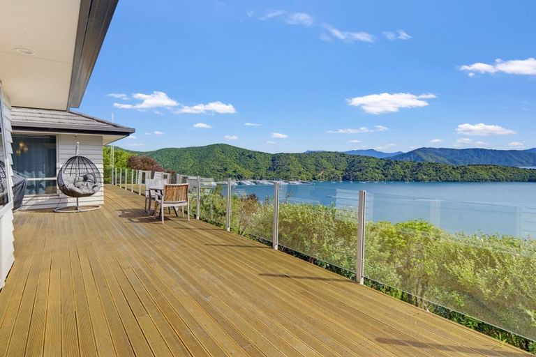 Photo of property in 23 Marina View Estate, Waikawa, Picton, 7281