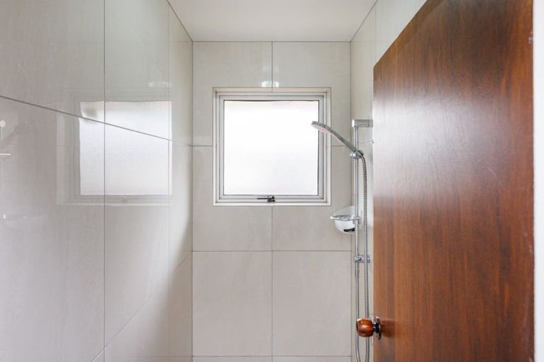 Photo of property in 18 Lane Place, Awapuni, Palmerston North, 4412