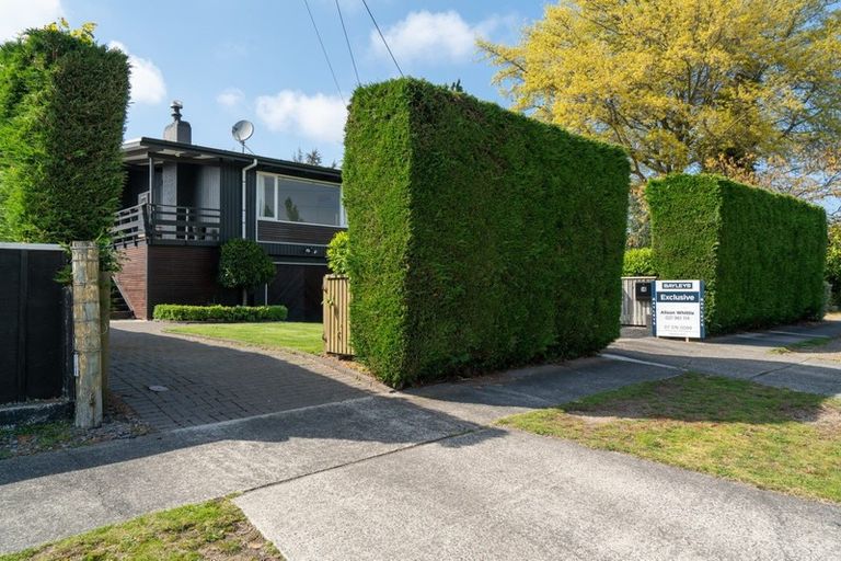 Photo of property in 14 Parata Street, Two Mile Bay, Taupo, 3330