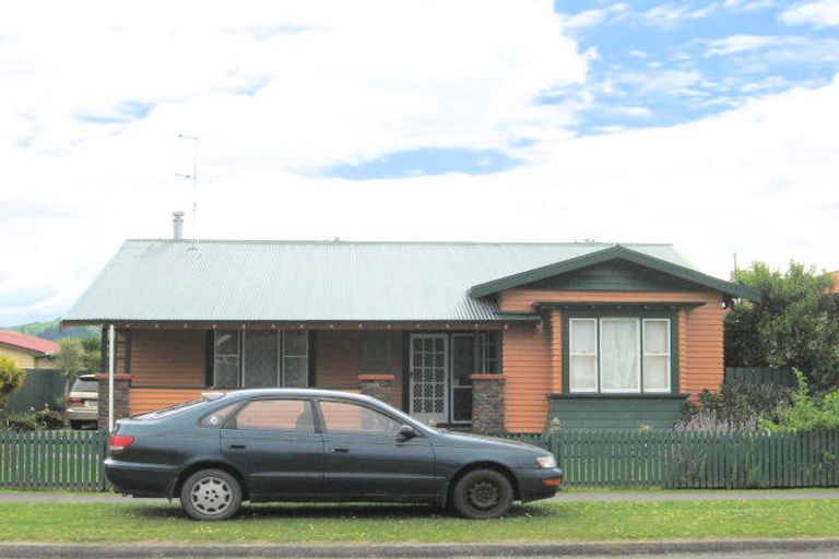Photo of property in 303 Kahutia Street, Gisborne, 4010