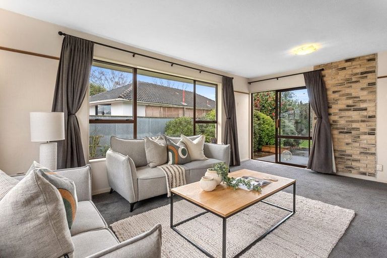 Photo of property in 14 Mckellar Place, Hornby, Christchurch, 8042