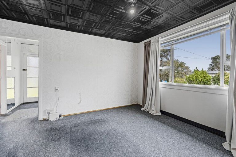 Photo of property in 82 Strange Street, Waitara, 4320