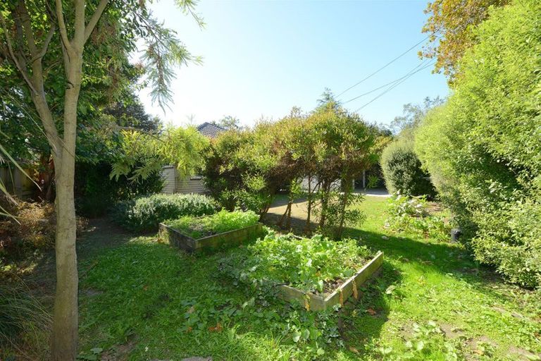 Photo of property in 29 Eastern Terrace, Beckenham, Christchurch, 8023
