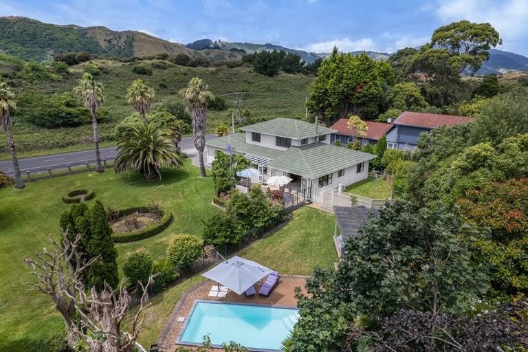 Photo of property in 21 Matai Road, Raumati South, Paraparaumu, 5032