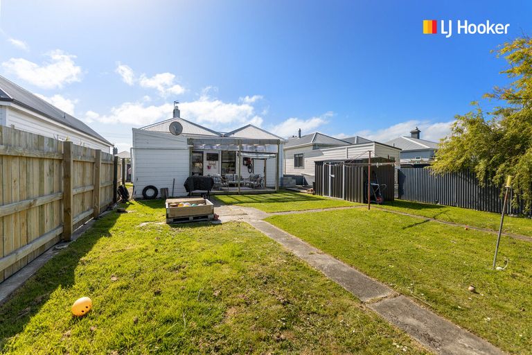 Photo of property in 19 Larkworthy Street, Saint Kilda, Dunedin, 9012