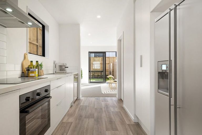 Photo of property in 43 Nga Pona Toru Road, Flat Bush, Auckland, 2019