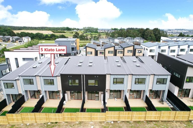 Photo of property in 5 Kiato Lane, Flat Bush, Auckland, 2019
