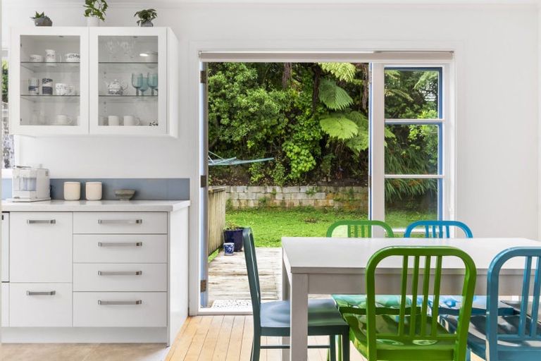 Photo of property in 4 Arapiko Street, Johnsonville, Wellington, 6037