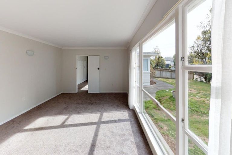Photo of property in 7 Chilton Grove, Hokowhitu, Palmerston North, 4410