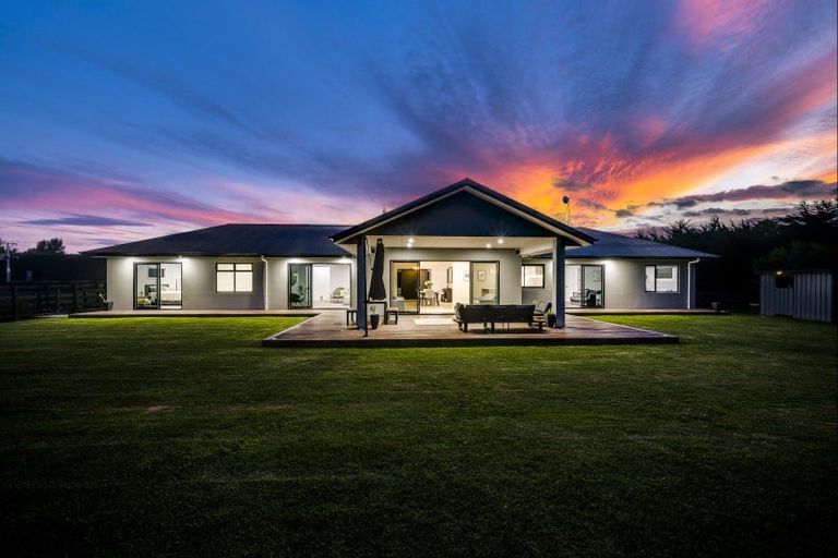 Photo of property in 250 Meeanee Road, Meeanee, Napier, 4112