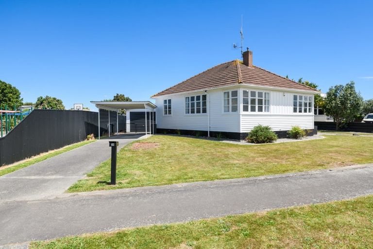 Photo of property in 34 Clyde Crescent, Roslyn, Palmerston North, 4414