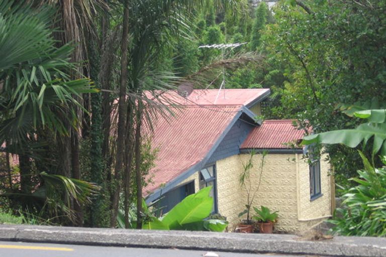 Photo of property in 205 Godley Road, Titirangi, Auckland, 0604