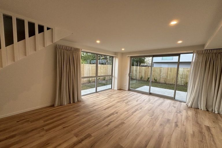 Photo of property in 1/189 England Street, Linwood, Christchurch, 8011