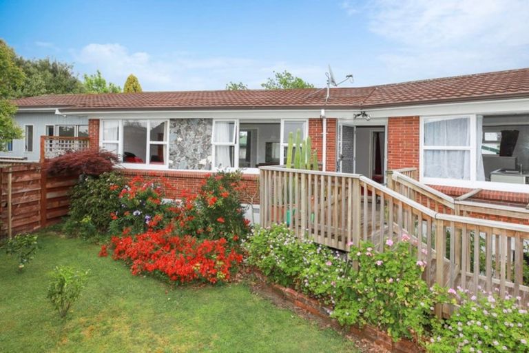 Photo of property in 23 English Street, St Andrews, Hamilton, 3200