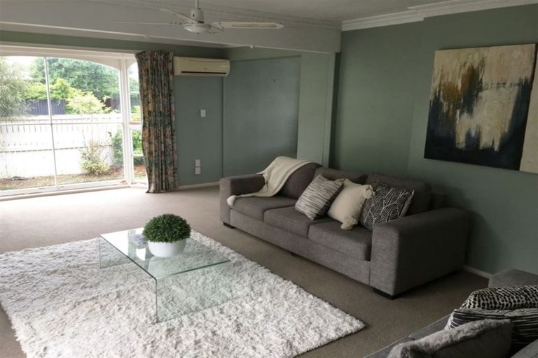 Photo of property in 16 Midhurst Street, Bishopdale, Christchurch, 8053