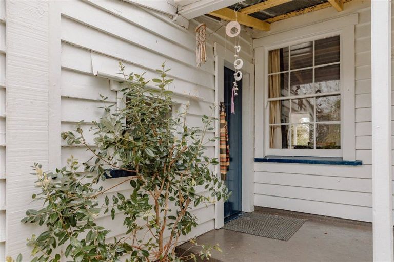 Photo of property in 60 Waverley Street, Karamea, 7893