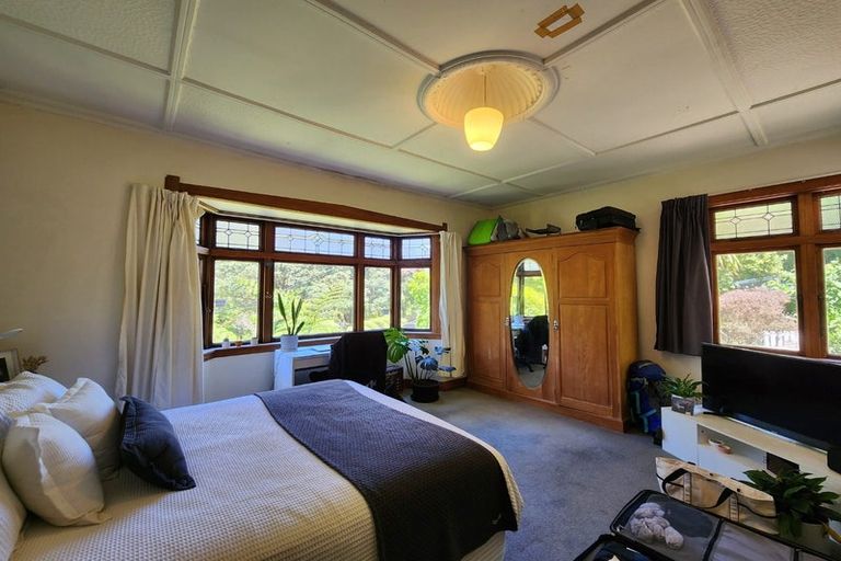 Photo of property in 76 Glenmore Street, Northland, Wellington, 6012