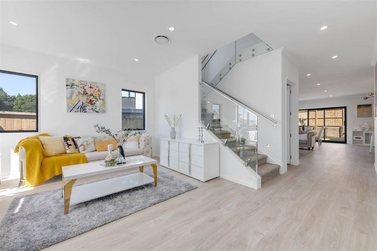 Photo of property in 31 Bushfield Drive, Flat Bush, Auckland, 2019