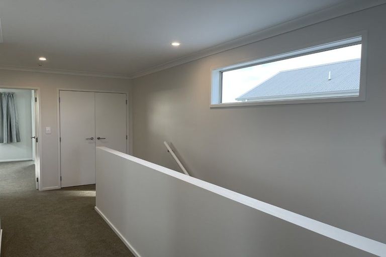 Photo of property in 35 Bill Miller Drive, Papamoa, 3118