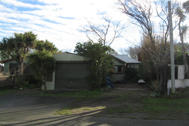 Photo of property in 28 Tovey Street, New Brighton, Christchurch, 8061