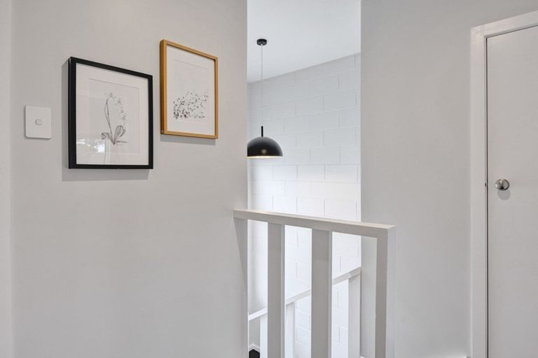 Photo of property in 38c Breakwater Road, Moturoa, New Plymouth, 4310