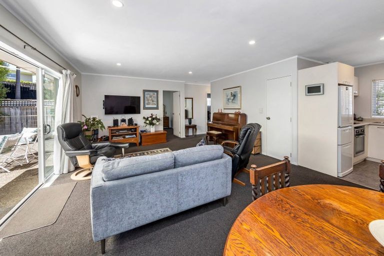 Photo of property in 11a Central Park Drive, Te Atatu South, Auckland, 0610