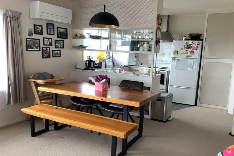 Photo of property in 1/7 Ellen Avenue, Hillcrest, Auckland, 0627