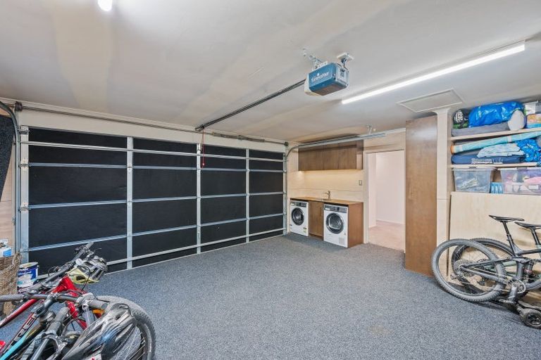 Photo of property in 19 Allenby Place, Wanaka, 9305