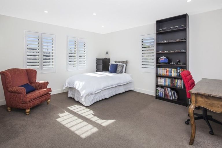 Photo of property in 30 Makora Street, Fendalton, Christchurch, 8041