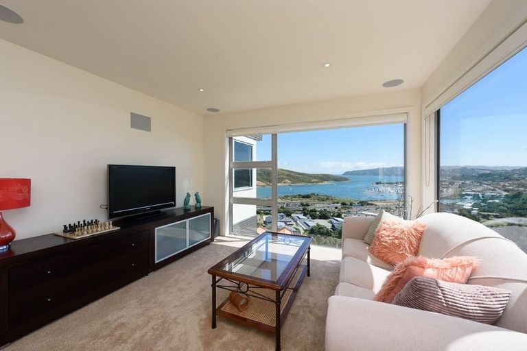 Photo of property in 30 Paremata Drive, Paremata, Porirua, 5024