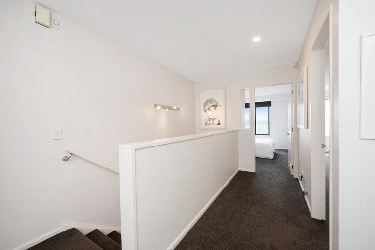 Photo of property in 4/148 Evans Bay Parade, Roseneath, Wellington, 6021