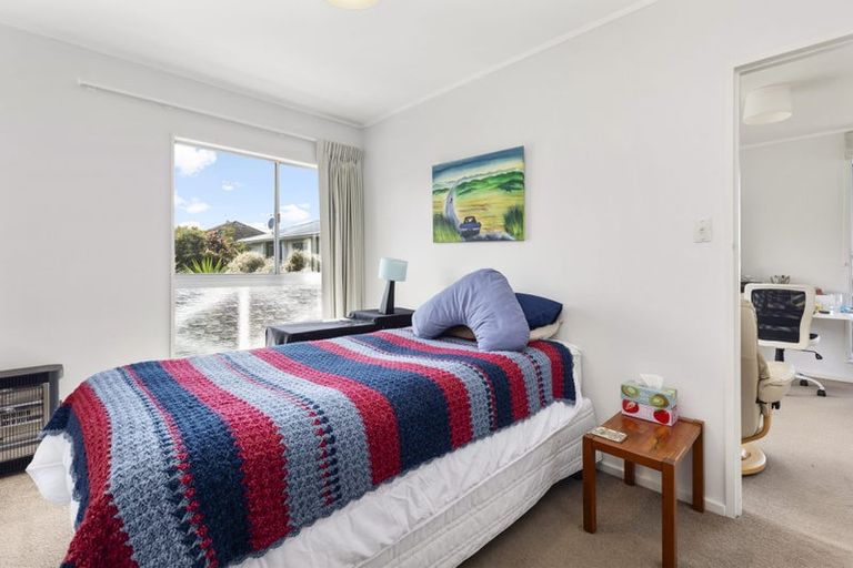 Photo of property in Mahora Court Flats, 25 Mahora Street, Kilbirnie, Wellington, 6022