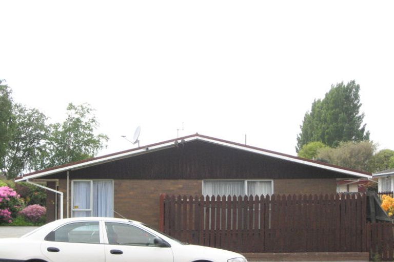 Photo of property in 1/178b Grimseys Road, Redwood, Christchurch, 8051