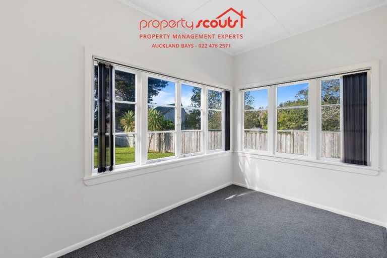 Photo of property in 9 Hillcrest Avenue, Hillcrest, Auckland, 0627