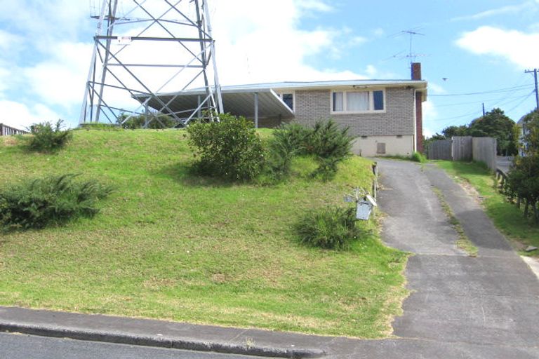Photo of property in 93 Hendry Avenue, Hillsborough, Auckland, 1042