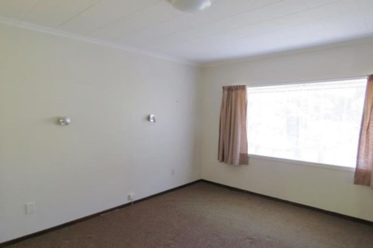 Photo of property in 55 Maratahu Street, Westown, New Plymouth, 4310