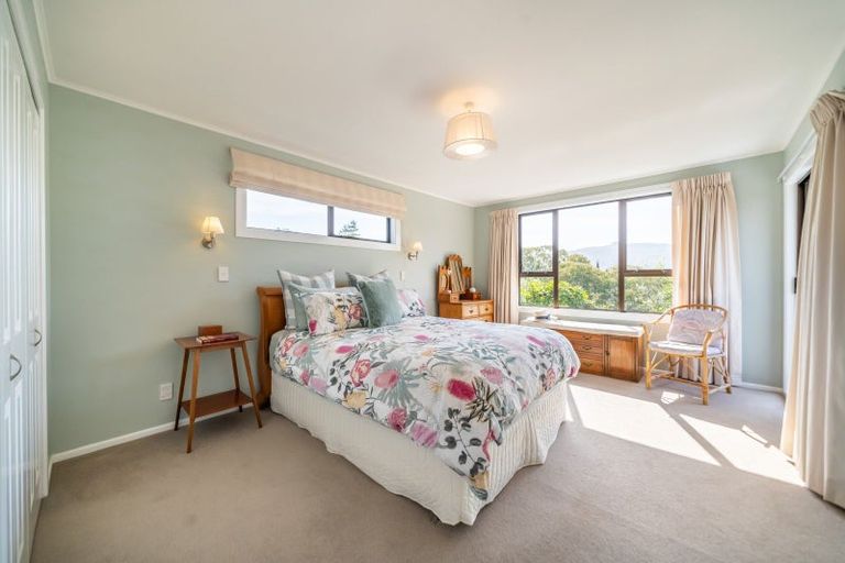 Photo of property in 9 Chichester Drive, Pinehaven, Upper Hutt, 5019