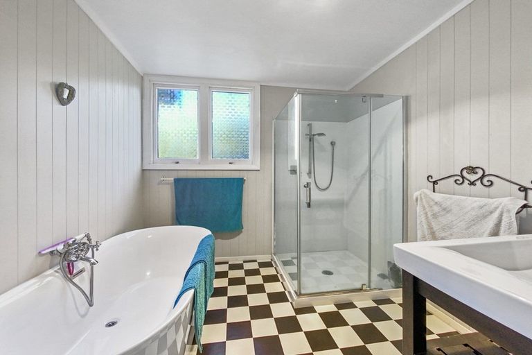 Photo of property in 1 Swan Street, Taihape, 4720