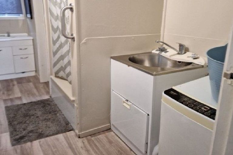 Photo of property in 1/16 Thames Street, Claudelands, Hamilton, 3214