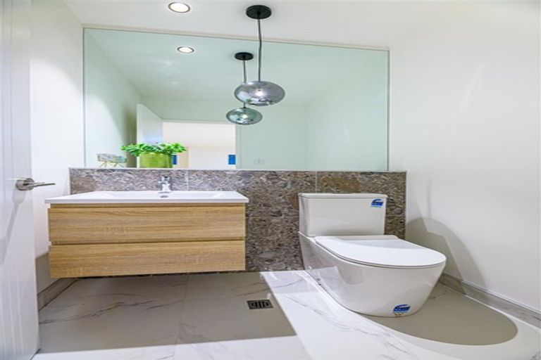 Photo of property in 74d Bentley Avenue, Glenfield, Auckland, 0629