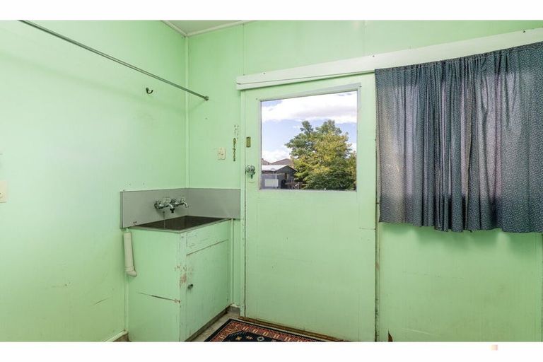 Photo of property in 2 Betten Street, Waimate, 7924