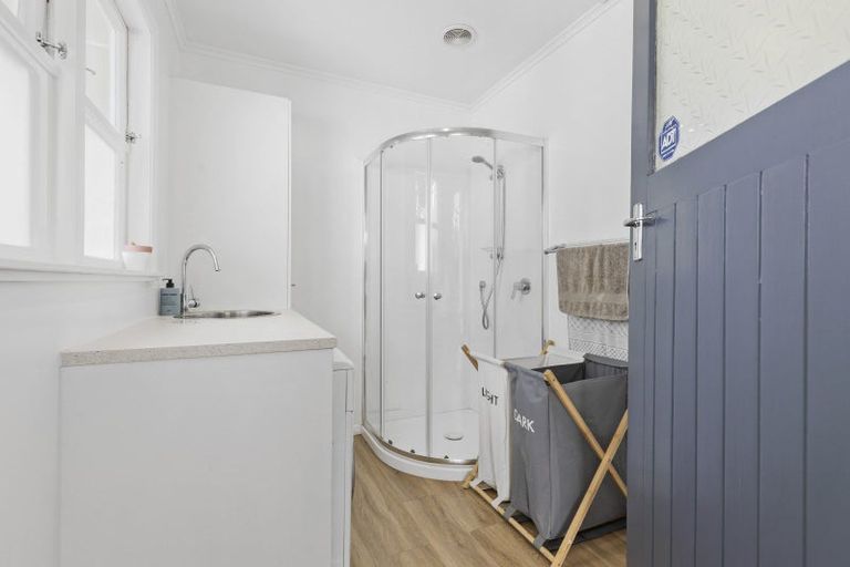 Photo of property in 282 Tremaine Avenue, Takaro, Palmerston North, 4412