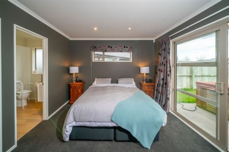 Photo of property in 41 Oak Tree Lane, Rolleston, 7614